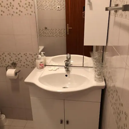Apartment Dora Kukljica