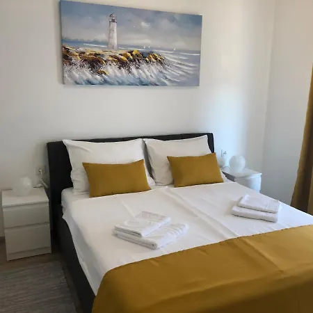 Dora Apartment
