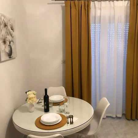 Apartment Dora Kukljica