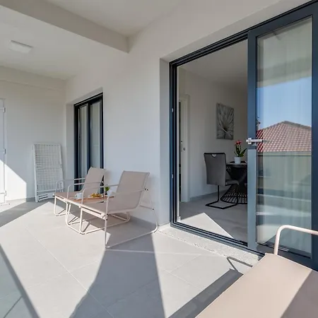 Penthouse Dora Lejlighed