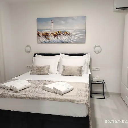 Lejlighed Penthouse Dora *