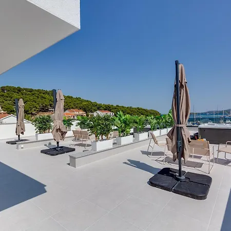 Penthouse Dora * Kukljica