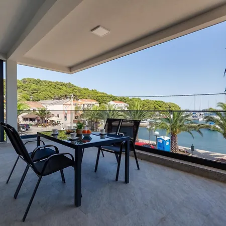 Lejlighed Penthouse Dora