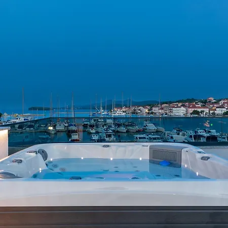 Lejlighed Penthouse Dora Kukljica