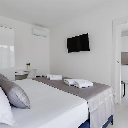 Penthouse Dora Appartement *