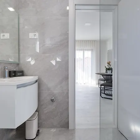 Lejlighed Penthouse Dora Kukljica