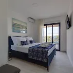 Penthouse Dora