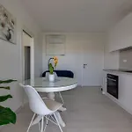 Penthouse Dora *